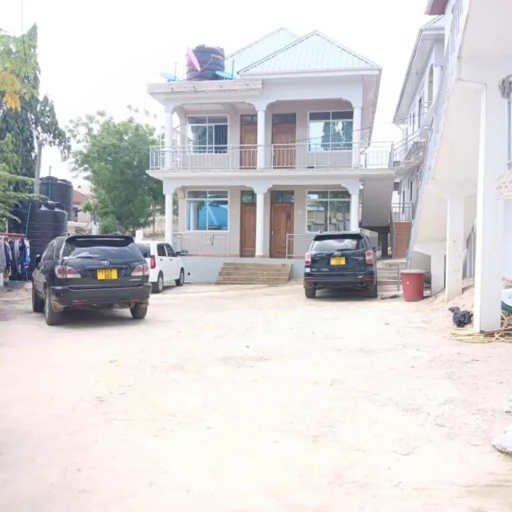  media -1