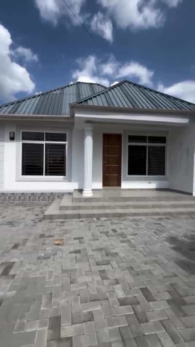 Apartment ya vyumba viwili inapangishwa Mbezi Beach, Dar Es Salaam