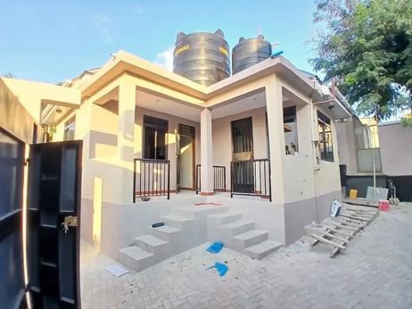Nyumba ya vyumba viwili inapangishwa Ubungo Riverside Kibangu, Dar Es Salaam Nyumba ya vyumba viwili inapangishwa Ubungo Riverside Kibangu, Dar Es Salaam
