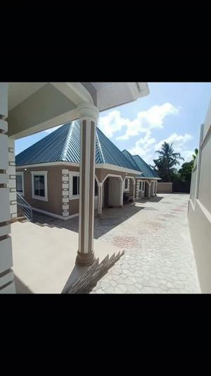 Apartment ya chumba kimoja inapangishwa Kimara Mwisho, Dar Es Salaam Apartment ya chumba kimoja inapangishwa Kimara Mwisho, Dar Es Salaam