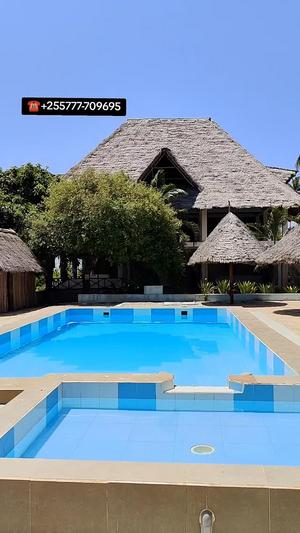 Villa ya vyumba 11 inauzwa Matemwe, Zanzibar (3600 sqm)