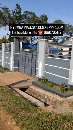 Nyumba ya vyumba vitatu inauzwa Kiseke, Mwanza (600 sqm)