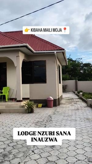 Guesthouse inauzwa Kibaha Maili Moja, Pwani (1100 sqm)