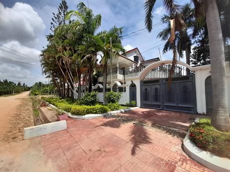 4 Bedrooms House for Rent in Mbezi Beach, Dar Es Salaam 4 Bedrooms House for Rent in Mbezi Beach, Dar Es Salaam