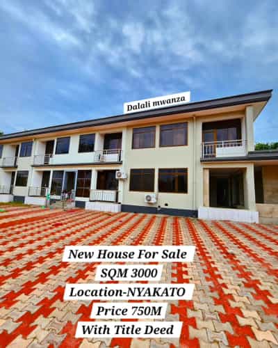 Nyumba ya vyumba 20 inauzwa Nyakato, Mwanza (3000 sqm)