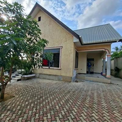 Nyumba ya vyumba vinne inapangishwa Goba Njia 4, Dar Es Salaam Nyumba ya vyumba vinne inapangishwa Goba Njia 4, Dar Es Salaam