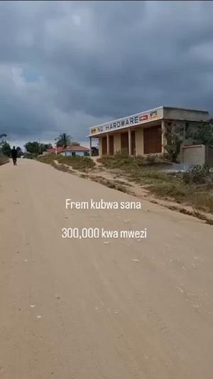 Frame ya Biashara inapangishwa Madale Kwa Kawawa, Dar Es Salaam (2000 sqm) Frame ya Biashara inapangishwa Madale Kwa Kawawa, Dar Es Salaam (2000 sqm)