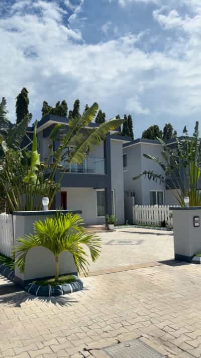 4 Bedrooms House for Rent in Dar Es Salaam