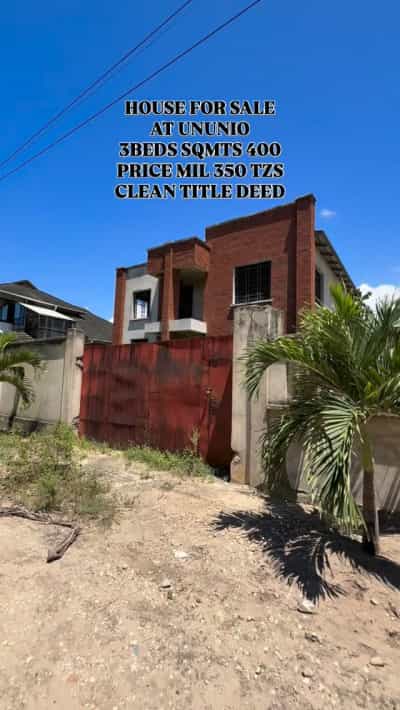 3 Bedrooms House for Sale in Ununio, Dar Es Salaam (400 sqm)