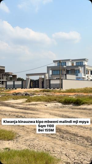 Kiwanja kinauzwa Mbweni Malindi, Dar Es Salaam (1100 sqm) Kiwanja kinauzwa Mbweni Malindi, Dar Es Salaam (1100 sqm)