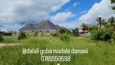 Kiwanja kinauzwa Madale, Dar Es Salaam (850 sqm)