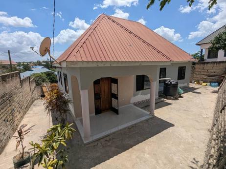 Apartment ya chumba kimoja inapangishwa Mbezi Kwa Msuguri, Dar Es Salaam Apartment ya chumba kimoja inapangishwa Mbezi Kwa Msuguri, Dar Es Salaam