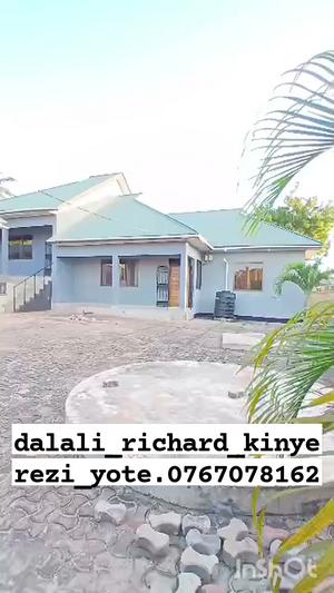 Apartment ya vyumba viwili inauzwa Tabata Kinyerezi Kifuru Shule, Dar Es Salaam (900 sqm) Apartment ya vyumba viwili inauzwa Tabata Kinyerezi Kifuru Shule, Dar Es Salaam (900 sqm)