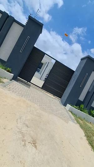 Nyumba ya vyumba vitatu inauzwa Goba, Dar Es Salaam (600 sqm)