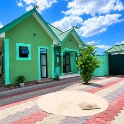 Nyumba ya vyumba vitatu inauzwa Chamaz, Dar Es Salaam (500 sqm)