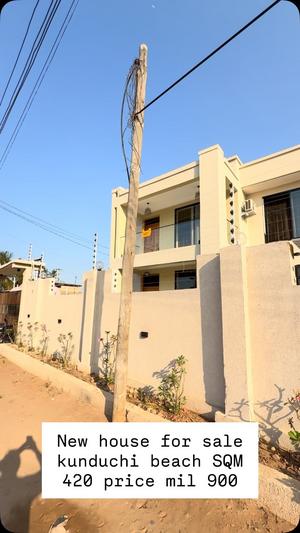 Nyumba ya vyumba vitano inauzwa Kunduchi Beach, Dar Es Salaam (420 sqm) Nyumba ya vyumba vitano inauzwa Kunduchi Beach, Dar Es Salaam (420 sqm)