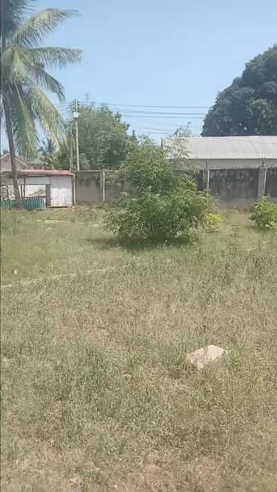 Beach Plot for Sale in Kigamboni kwa Mwingira, Dar Es Salaam (3500 sqm)