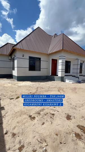 5 Bedrooms House for Sale in Kigamboni – Kisarawe 2, Dar Es Salaam 5 Bedrooms House for Sale in Kigamboni – Kisarawe 2, Dar Es Salaam
