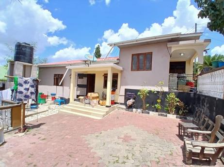 Nyumba ya vyumba vinne inapangishwa Kimara Temboni, Dar Es Salaam Nyumba ya vyumba vinne inapangishwa Kimara Temboni, Dar Es Salaam