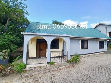 Apartment ya vyumba vitatu inapangishwa Kimara Batuti Matete, Dar Es Salaam Apartment ya vyumba vitatu inapangishwa Kimara Batuti Matete, Dar Es Salaam