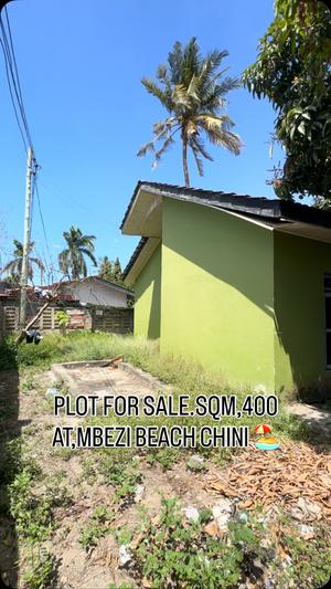 Kiwanja kinauzwa Mbezibeach Chini, Dar Es Salaam (400 sqm) Kiwanja kinauzwa Mbezibeach Chini, Dar Es Salaam (400 sqm)