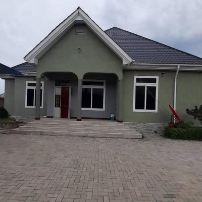 Nyumba ya vyumba vitatu inauzwa Iyunga, Mbeya Nyumba ya vyumba vitatu inauzwa Iyunga, Mbeya