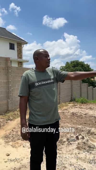 Kiwanja (Residential/Commercial) kinauzwa TABATA KINYEREZI KWW MAKOFIA, Dar Es Salaam (1200 sqm)