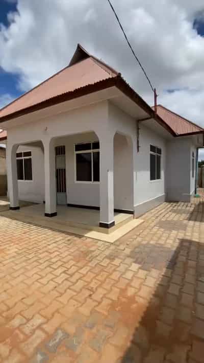 Nyumba ya vyumba vitatu inapangishwa Makulu Oster Bay, Dodoma