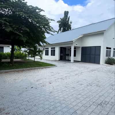 Nyumba ya vyumba vitatu inapangishwa Mbezi Beach, Dar Es Salaam