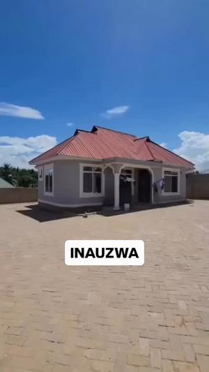 Nyumba ya vyumba vitatu inauzwa Madale Mivumoni, Dar Es Salaam (500 sqm) Nyumba ya vyumba vitatu inauzwa Madale Mivumoni, Dar Es Salaam (500 sqm)