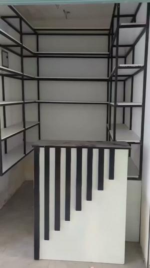 Duka linapangishwa Kariakoo Mtaa Wa BGBON, Dar Es Salaam Duka linapangishwa Kariakoo Mtaa Wa BGBON, Dar Es Salaam