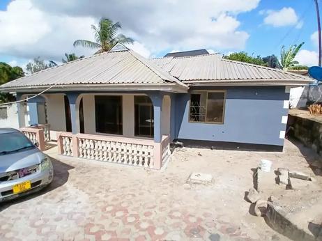 Apartment ya vyumba vitatu inapangishwa Kimara Suka, Dar Es Salaam Apartment ya vyumba vitatu inapangishwa Kimara Suka, Dar Es Salaam