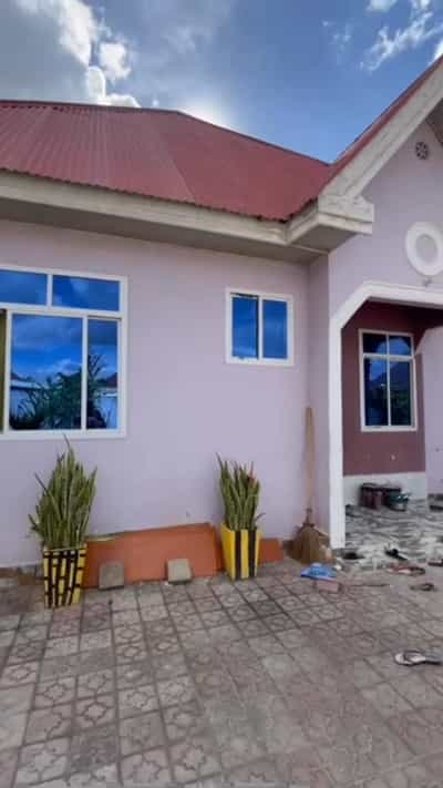 Nyumba ya vyumba vitatu inauzwa Nkuhungu Extension, Dodoma Nyumba ya vyumba vitatu inauzwa Nkuhungu Extension, Dodoma