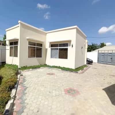 2 Bedrooms House/Apartment for Rent in Mbezi, Dar Es Salaam 2 Bedrooms House/Apartment for Rent in Mbezi, Dar Es Salaam