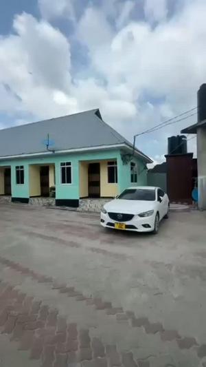 Nyumba ya chumba kimoja inapangishwa Kisiwani, Dar Es Salaam Nyumba ya chumba kimoja inapangishwa Kisiwani, Dar Es Salaam