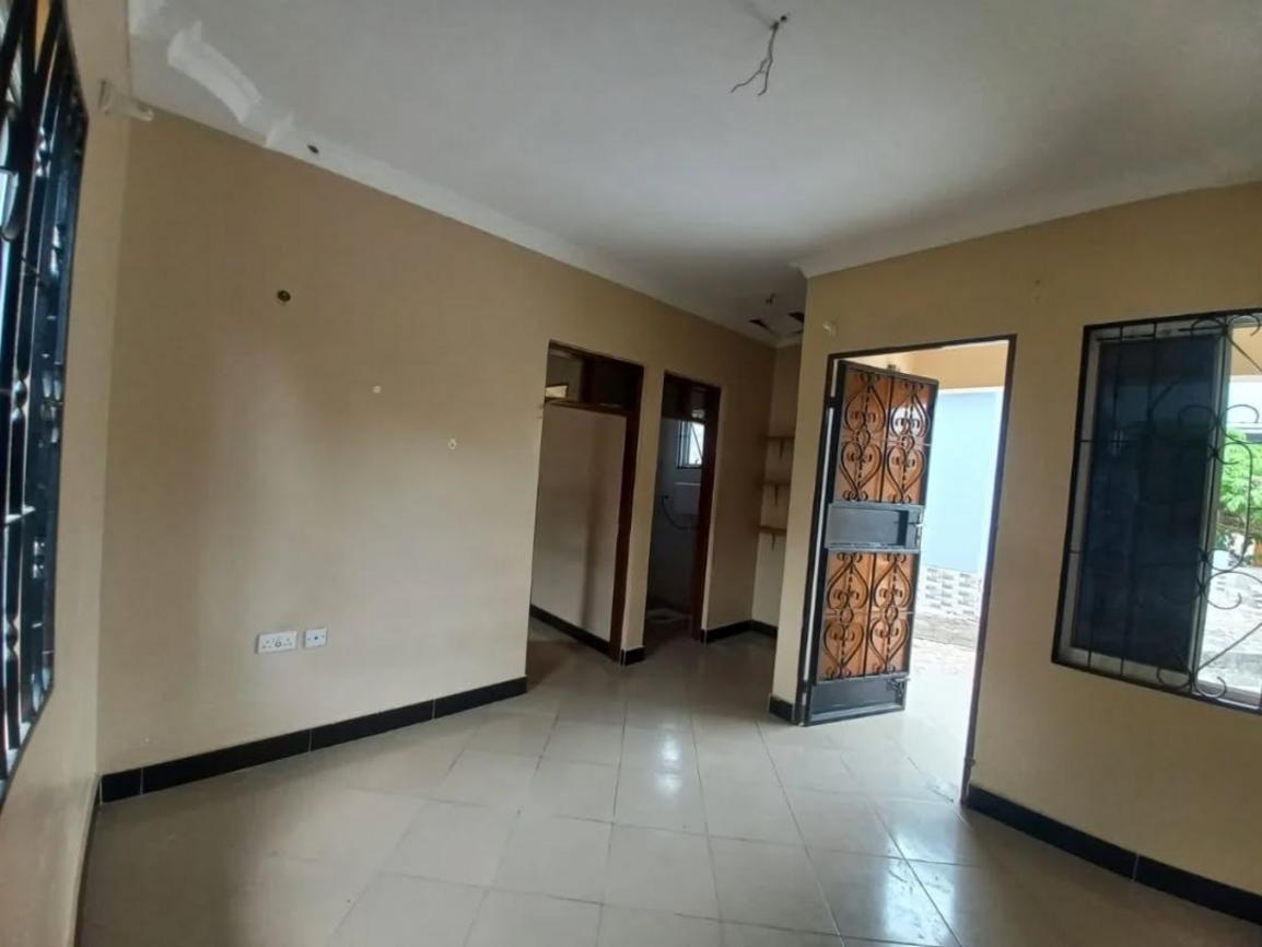 media -7