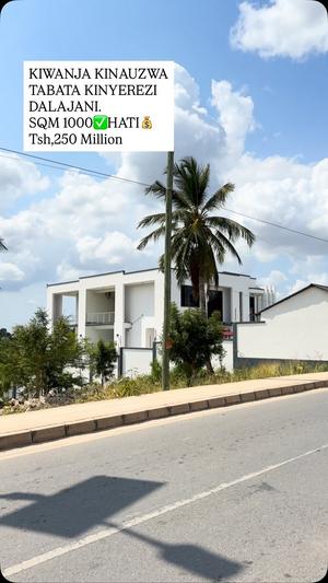 Kiwanja kinauzwa Kinyerezi Dalajani, Dar Es Salaam sqm 1000 Kiwanja kinauzwa Kinyerezi Dalajani, Dar Es Salaam sqm 1000
