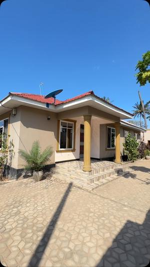 3 Bedrooms House for Sale in Tegeta Namanga, Dar Es Salaam (500 sqm) 3 Bedrooms House for Sale in Tegeta Namanga, Dar Es Salaam (500 sqm)