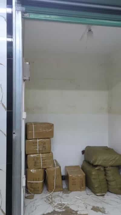 Frame inapangishwa KARIAKOO LIKOMA, Dar Es Salaam