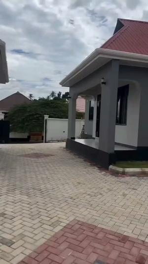 Apartment ya vyumba viwili inapangishwa Salasala Ushuarini, Dar Es Salaam Apartment ya vyumba viwili inapangishwa Salasala Ushuarini, Dar Es Salaam