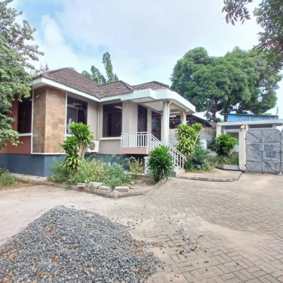 3 Bedrooms House for Rent in Mbezi, Dar Es Salaam 3 Bedrooms House for Rent in Mbezi, Dar Es Salaam