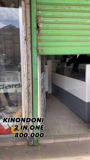 Duka linapangishwa Kinondoni, Dar Es Salaam