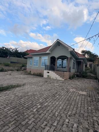 3 Bedrooms House for Rent in Msuguri, Dar Es Salaam
