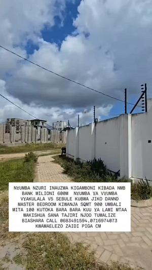 Nyumba ya vyumba vitano inauzwa Kigamboni Kibada, Dar Es Salaam (900 sqm)