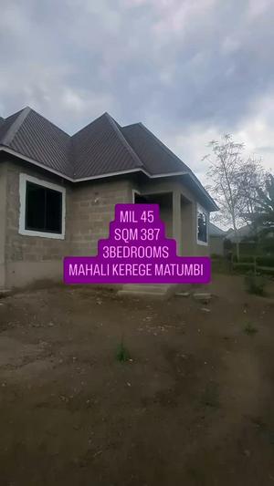 Nyumba ya vyumba vitatu inauzwa Kerege Matumbi, Pwani