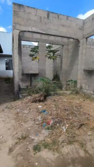 Kiwanja kinauzwa Ulongoni A, Dar Es Salaam (400 sqm)