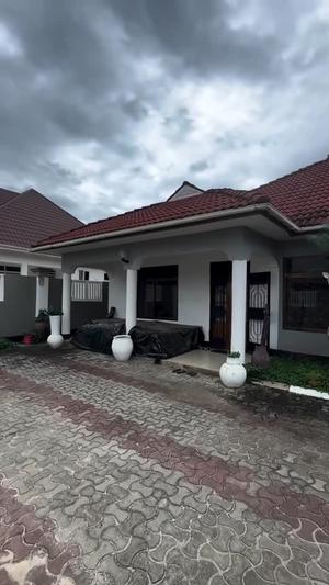 Apartment ya vyumba vitatu inapangishwa Bahari Beach, Dar Es Salaam