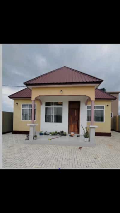 3 Bedrooms House for Sale in Ilazo, Dodoma (1000 sqm)