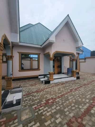 Nyumba ya vyumba vitatu inauzwa mbagala chamazi, Dar Es Salaam (600 sqm)