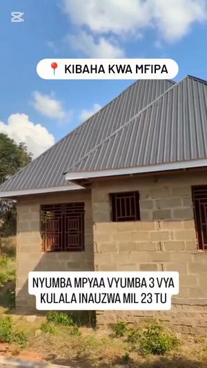Nyumba ya vyumba vitatu inauzwa Kibaha kwa Mfipa, Pwani (500 sqm) Nyumba ya vyumba vitatu inauzwa Kibaha kwa Mfipa, Pwani (500 sqm)